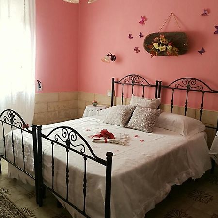 La Casina Di Vanni - Casa Vacanza Nel Cuore Del Salento Arnesano ภายนอก รูปภาพ