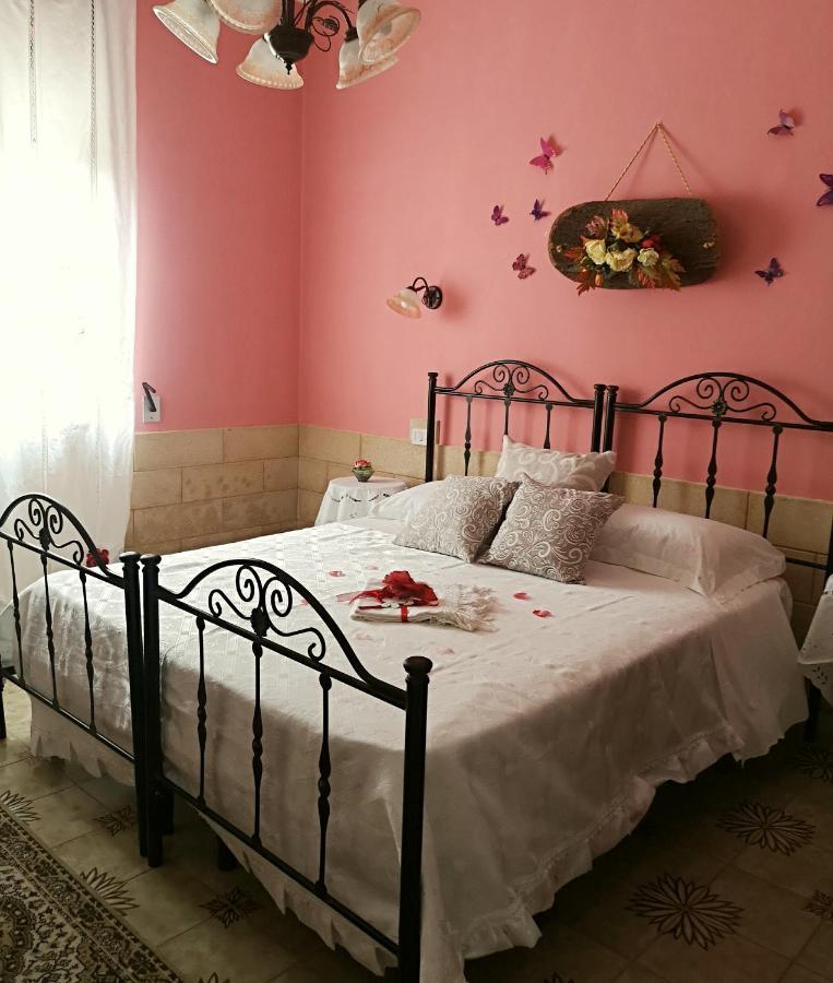 La Casina Di Vanni - Casa Vacanza Nel Cuore Del Salento Arnesano ภายนอก รูปภาพ