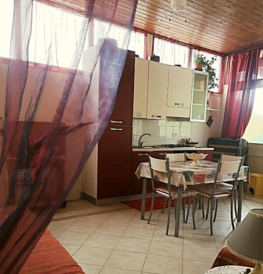 La Casina Di Vanni - Casa Vacanza Nel Cuore Del Salento Arnesano ภายนอก รูปภาพ